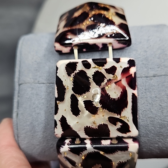 VINTAGE LEOPARD PRINT ACRYLIC STRETCH BRACLET - Picture 2 of 6